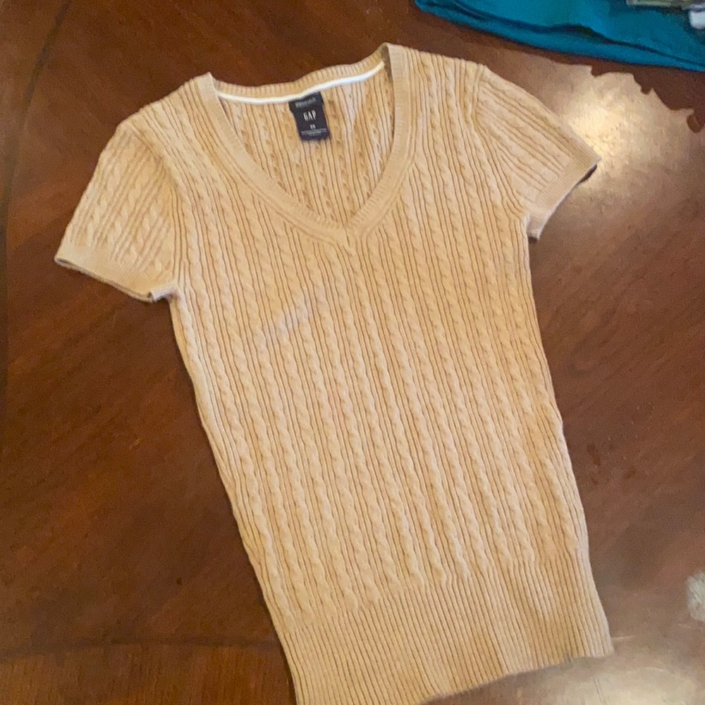 Gap cable knit fitted sweater shirt